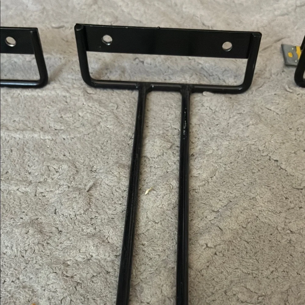 Black Metal Wall Glass Holder Hooks Set